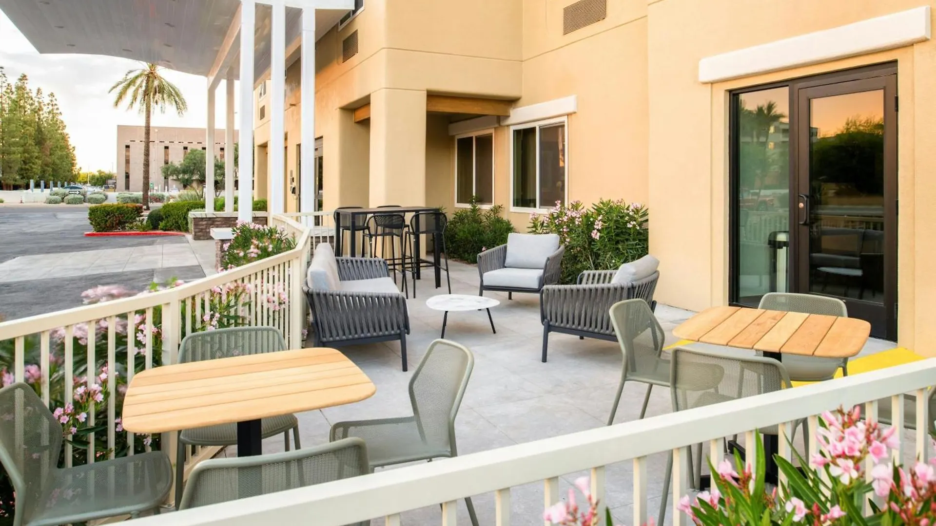 Fairfield By Marriott Inn & Suites Scottsdale Old Town